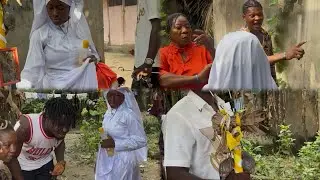 Her aunty is the reason why she’s not married till date, reasons not clear to her but prophetess Eu
