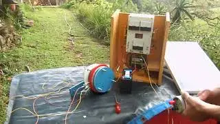Charge controller for wind turbine and pv solar