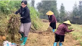 Mother-in-law and daughter-in-law went to sow vegetable seeds.|Sùng Thị Dinh |