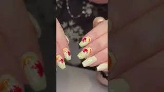 Autumn Nail Inspiration with Leaf Designs #autumnnails #leafnails #fok