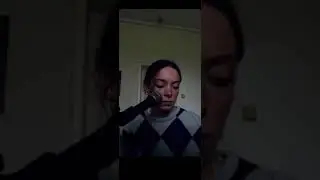 Holly Humberstone- London is Lonely Demo (IGTV)