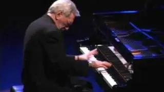 Cesar Camargo Mariano 