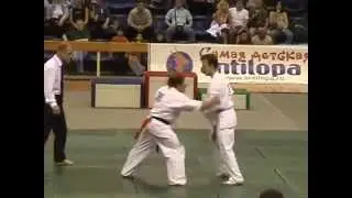 Финал Чемпионата  России ФКР Киокусинкай 2005  Узунян Роман  - Игорь  Дзагания