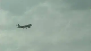 Avi&atilde;o da Azul h&aacute; 320 pousando