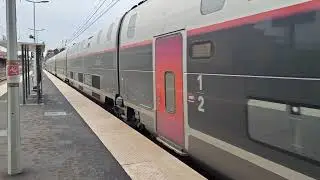 Arriv&eacute;e d'un TGV InOui &agrave; destination Lyon Part Dieu en provenance de Toulouse Matabiau &agrave; Carcassonne
