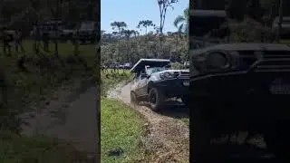 Ch&aacute;cara 4x4 barras
