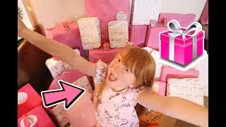 ESM&Eacute;S 8th BIRTHDAY MORNING OPENING PRESENTS!! 🎊🎉🎠
