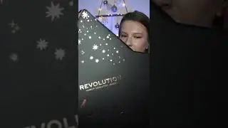 Advent Calendar Makeup Revolution день 5 распаковка