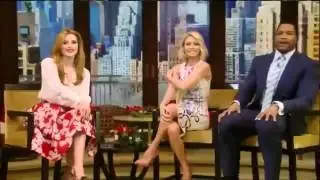Live With Kelly and Michael December 16, 2015 Bella Thorne interview