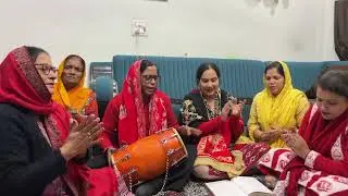 Kala Kala Kahe Gujari bhajan || काला काला कहे गुजरी भजन || Krishna bhajan || radha rani bhajan