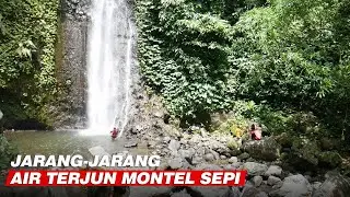 Sepi Pengunjung, Air Terjun Montel Malah jadi Tempat yang Asyik untuk Main Air