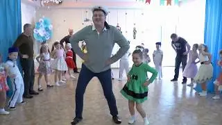 классный конкурс для детей и родителей на утреннике