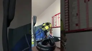 James making a beat with a ukulele 👀🔥