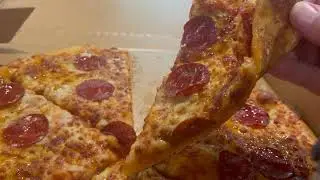 Big New Yorker with Hot Honey Pizza Hut Pizza Review