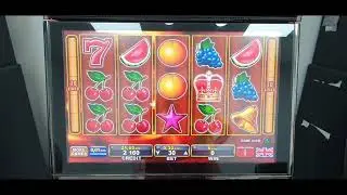SHINING CROWN BET 4OO SLOT MACHINE AND BURNING HOT FRUITS- APARATE PĂCĂNELE