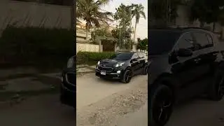 Kia Sportage black beauty*