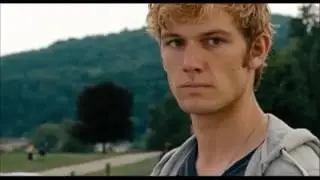 Alex Pettyfer & Nina Dobrev