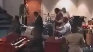 Mt. Zion Apostolic Church Extended Praise Break 10-14-07
