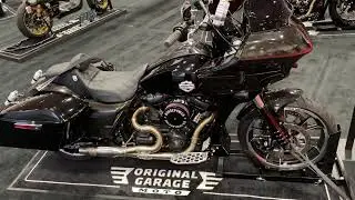 Custom 2022 Harley Davidson Road Glide by Original Garage Moto black