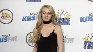 Savannah Kennick 2017 Stars & Strikes Celebrity Bowling Event Red Carpet