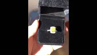 Yellow diamond 2ct
