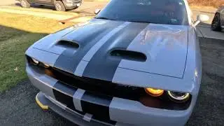 Dodge challenger Hellcat Smoke Show