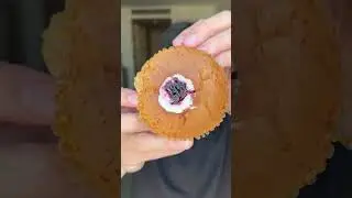 Blueberry Whipped Cream Castella at the Convenience Store in Korea