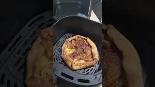 air fryer apple pie #shortvideo #food #howtomakewhitesaucepasta #airfryer