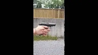 Пистолет ПМ, супер замедленная съемка