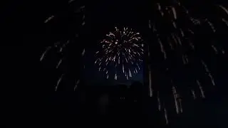 Blackhawk Dr, Madison, WI, 4th July fireworks  9:30 PM