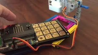 DF Robot Automatic/ Math Keyboard with LEGO Servo Motor