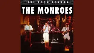 Mrs M. (Live)