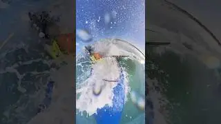 How many slaps to the back of the head? #oceanrowing #surfboats #surf #aussiesdoingthings #insta360
