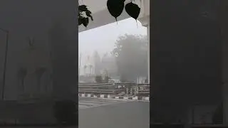 Shocking! Accident prone weather, MG Road ,Delhi