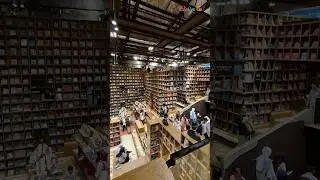 Maze like book store @ #BookXcess #Rex #KL #NewYear