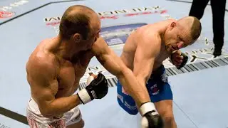 Chuck Liddell nocauteia Randy Couture e conquista o cintur&atilde;o dos meio-pesados no UFC 52