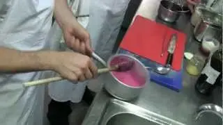 Alajmo cooks a risotto dish at 3 Michelin Le Calandre