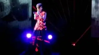 Rihanna - 