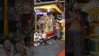 Gek Nya Takut sama Wi Kapuk #lawakbali #prembon #kresekpoleng #kapuk #sengap #puraulunsuwi