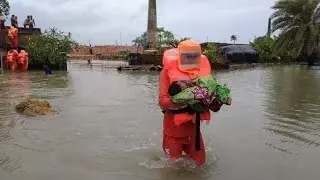 😭😭INDIA IS SINKING/FOOTAGE OF STRONGEST HURRICANE & INSANE FLOOD /HOUSES FLOATING LIKE BOATS 😭