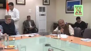 CM Chairing a Geology & Mining Department Meeting.