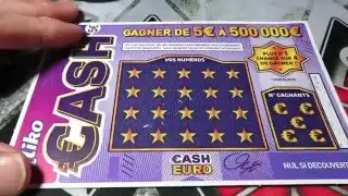 Grattage d'un CASH 500 000 euros (avec un Victorinox MiniChamp)