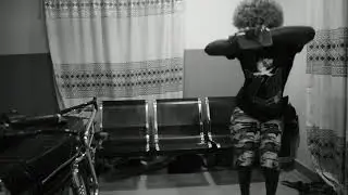 Makossa dancing