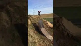 Tom Pfeiffer  Video 17 02 19, 17 49 41