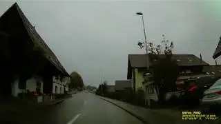 CH: Gemeinde Walliswil bei Niederbipp. Kanton Bern. Fahrt durch den Ort. Oktober 2019