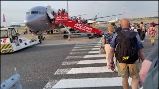 Time to go on holiday! jet2 Boeing 737 flight from Belfast to palma | includes bus ride to Cala d’or