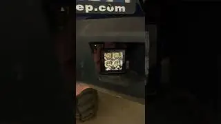 Tylne światła terenowe montowane na zderzaku Jeep Wrangler JLUR