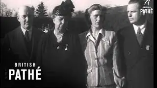 Roosevelt Family On 2nd Anniversary Of His Death (1947)