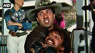 मैं सरकारी अफसर है फर्ज मेरा धर्म है - Vishwatma - Sunny Deol, Chunky Pandey - Saanvi Entertainment