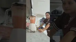 Lucky six fingers  is live blended tomato